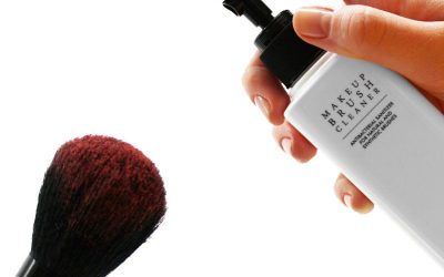 Video guide on our quick-dry makeup brush cleaner and sanitiser spray